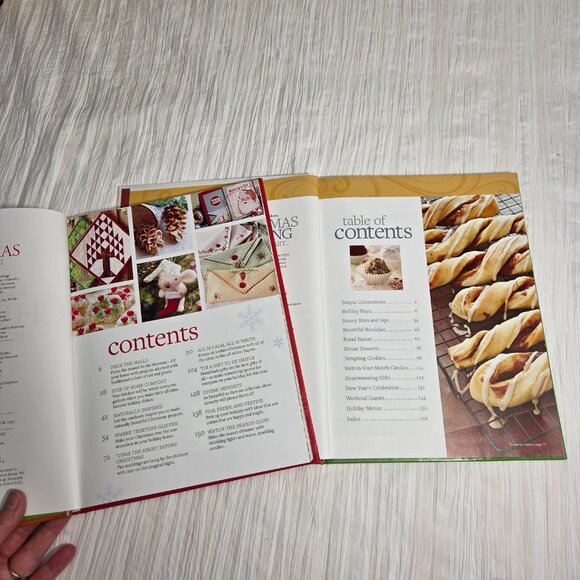 Better Homes and Gardens Christmas Cook / Decorating / Craft Books Set of 2 - Picture 4 of 5